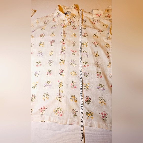 CHESS KING Vintage Floral Button-Down Long Sleeve - Picture 9 of 12